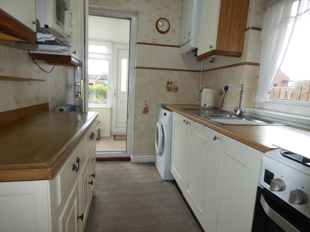 Kitchen- click for photo gallery
